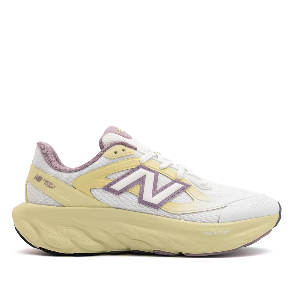 Buty New Balance UTRNQB  - białe