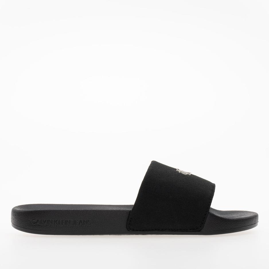 Klapki Calvin Klein Slide Monogram Hardware YW0YW01713-0GJ - czarne