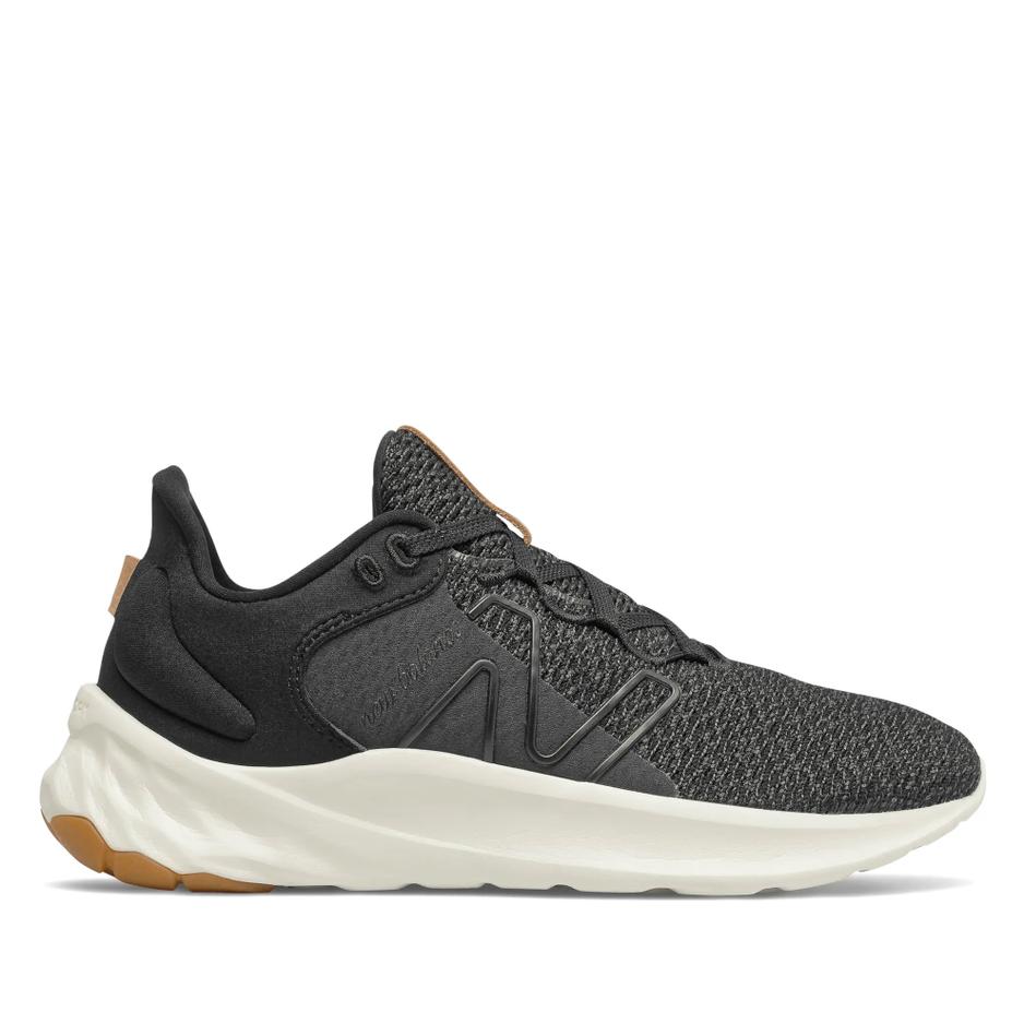 Buty New Balance Fresh Foam Roav v2 WROAVLK2- czarne