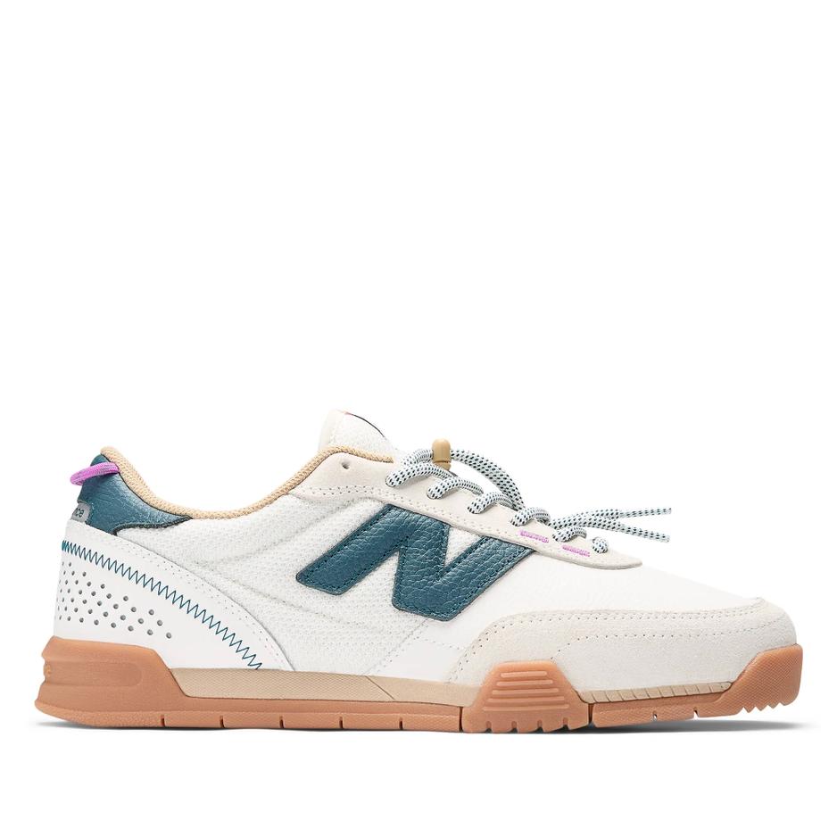 Buty New Balance Numeric NM440WSR - białe