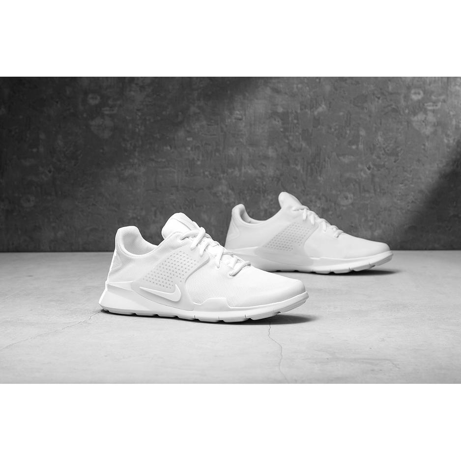 NIKE ARROWZ > 902813-100