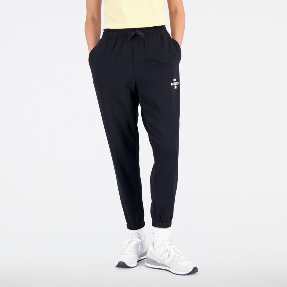 Spodnie New Balance WP31508BK - czarne