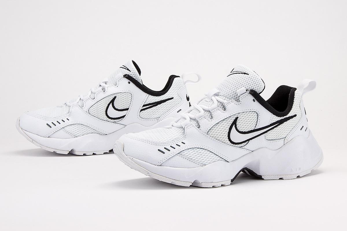 靴 23cm NIKE WMNS AIR HEIGHTS CI0603-102 23cm NIKE WMNS AIR HEIGHTS CI0603-102 - メルカリ