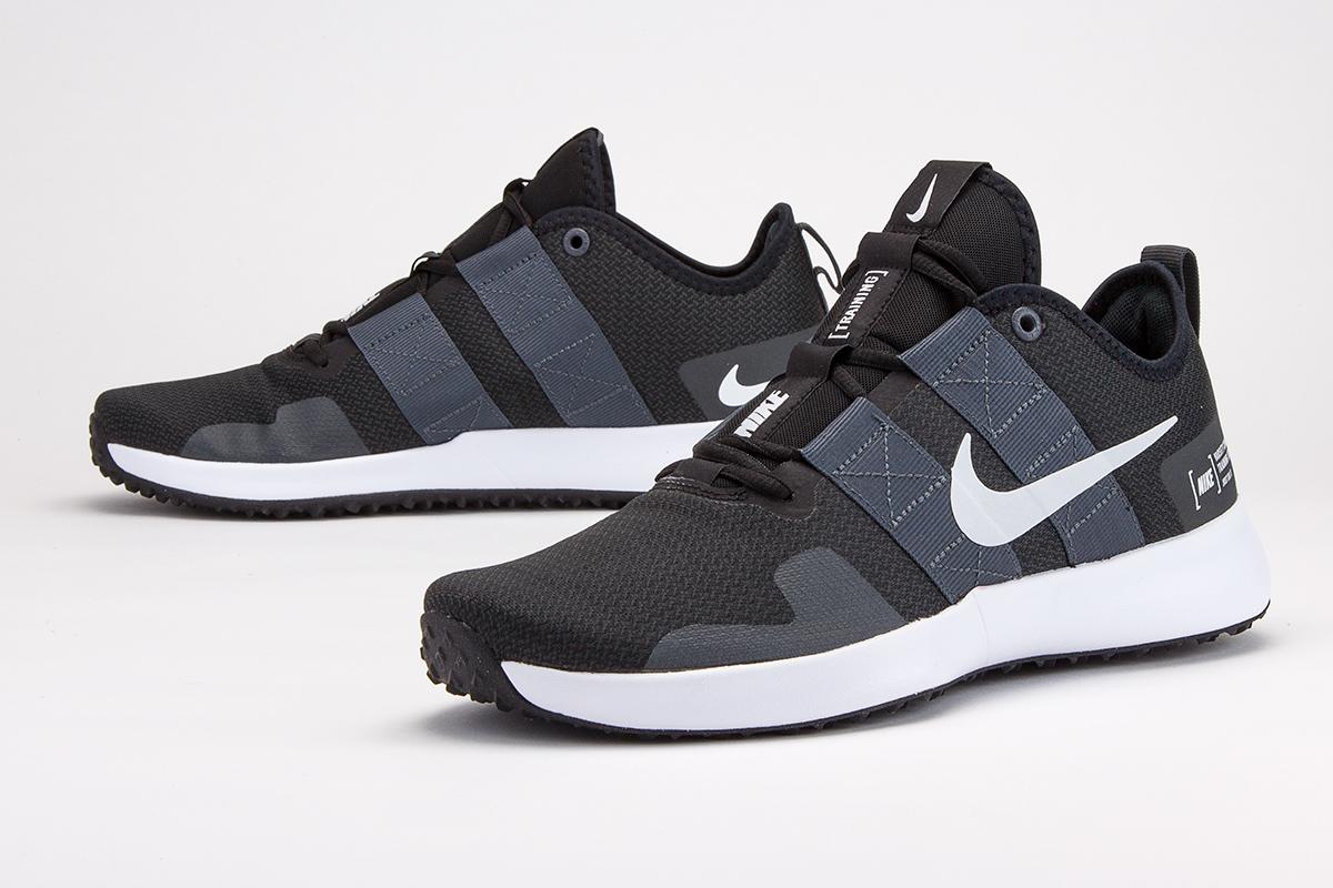 Nike varsity complete trainer zalando sale